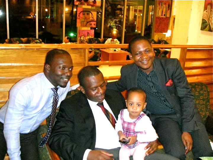 531583_10150936039220773_501470998_n1